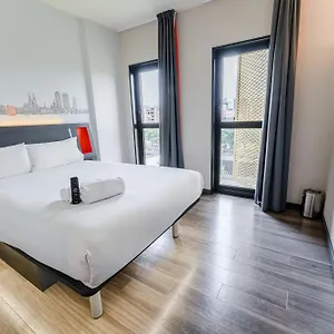 2* Hotel Easyhotel Barcelona Fira