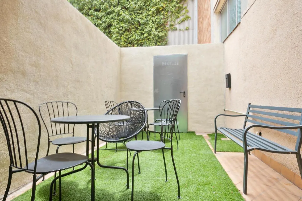 Casa Barcelo Camp Nou Barcelona Hostel L'Hospitalet de Llobregat 0*,  Spanje