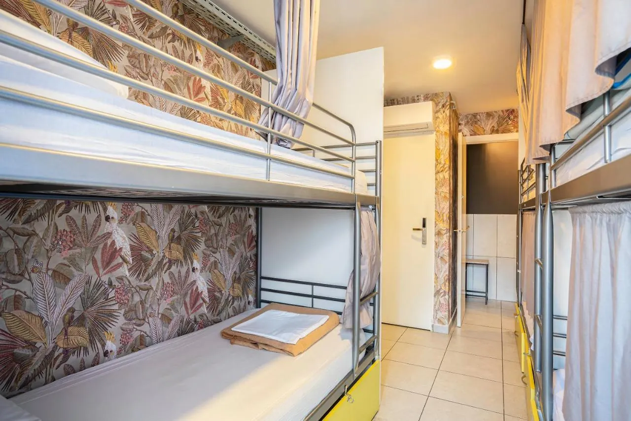Casa Barcelo Camp Nou Barcelona Hostel L'Hospitalet de Llobregat