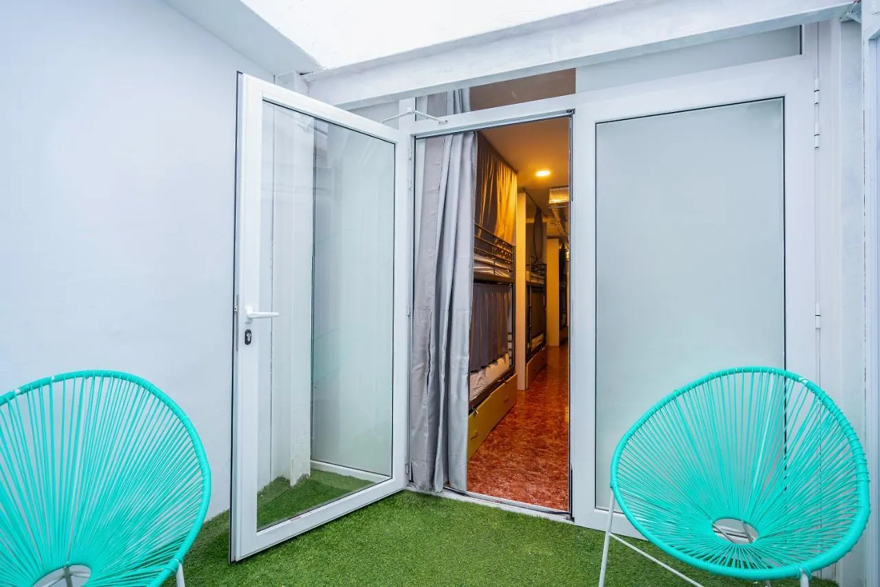 略夫雷加特河畔奥斯皮塔莱特 Casa Barcelo Camp Nou Barcelona旅舍 0*,